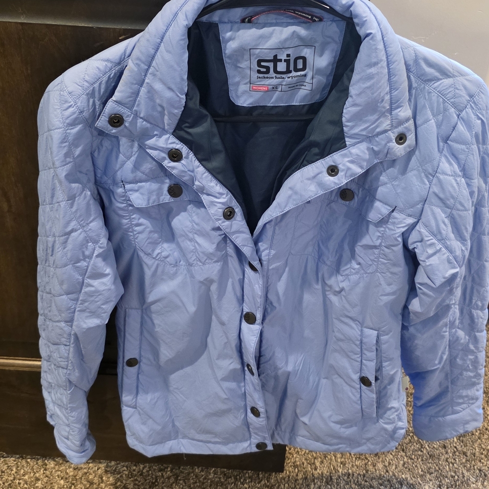 Stio Women's Sky Blue Puffer Jacket